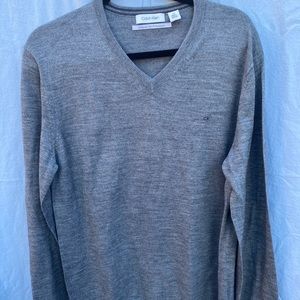 Calvin Klein Sweatshirt!